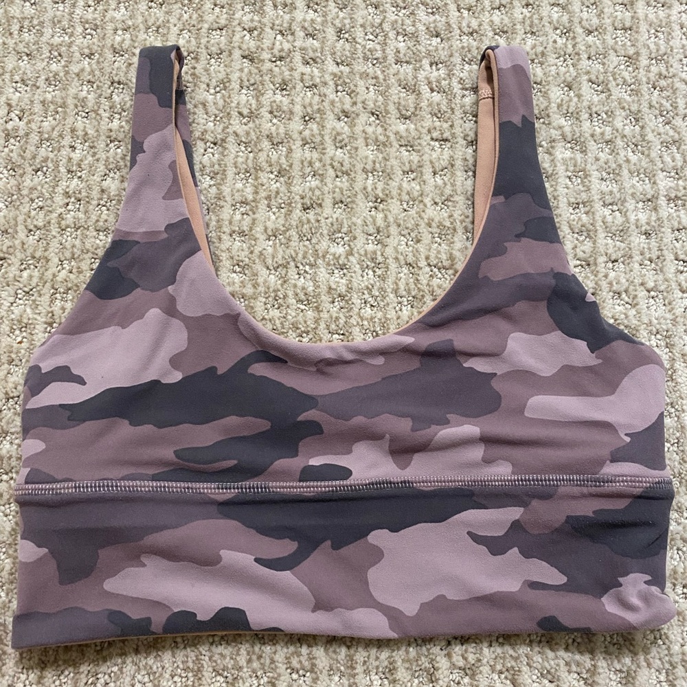 Lululemon sports bra